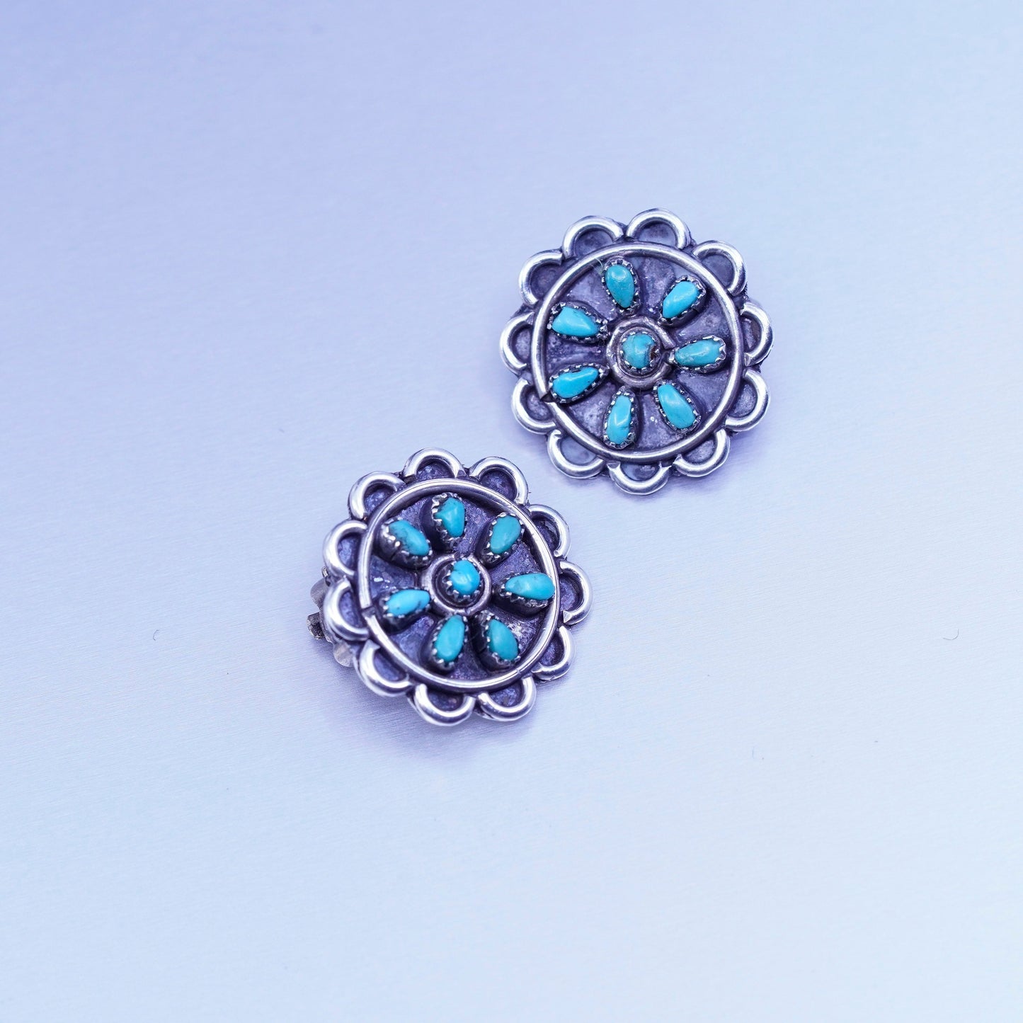 Native American Zuni Sterling 925 silver earrings, flower clip on turquoise