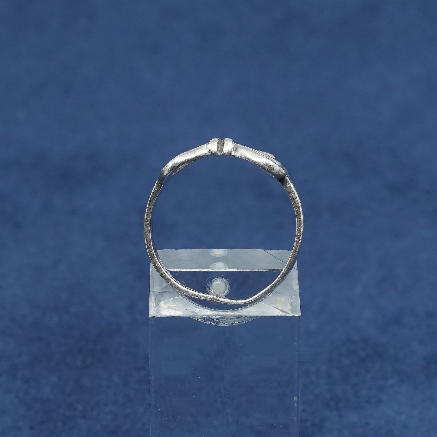 Size 7, vtg Sterling silver handmade ring, 925 bow