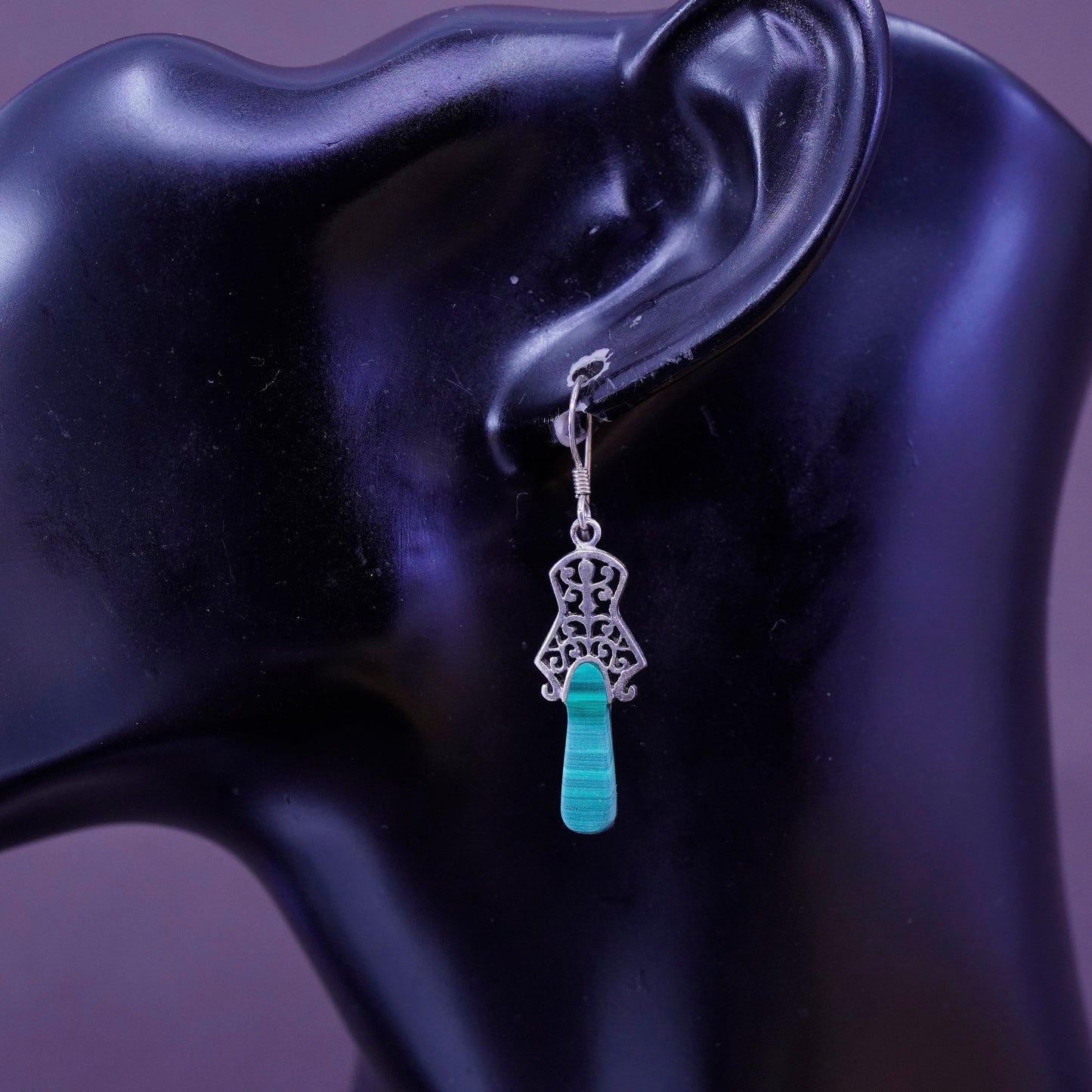 Vintage Sterling 925 silver handmade filigree earrings with oval malachite