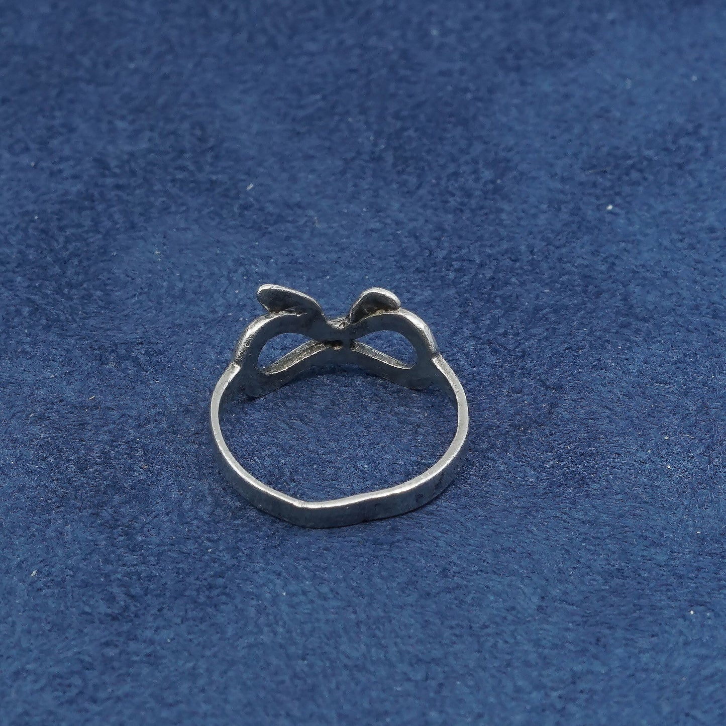 Size 7, vtg Sterling silver handmade ring, 925 bow