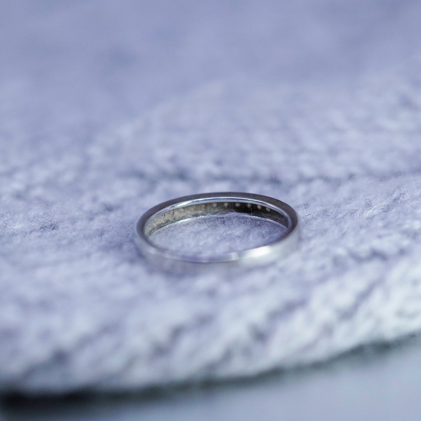 Size 8.25, vintage Sterling 925 silver wedding ring, Cz band