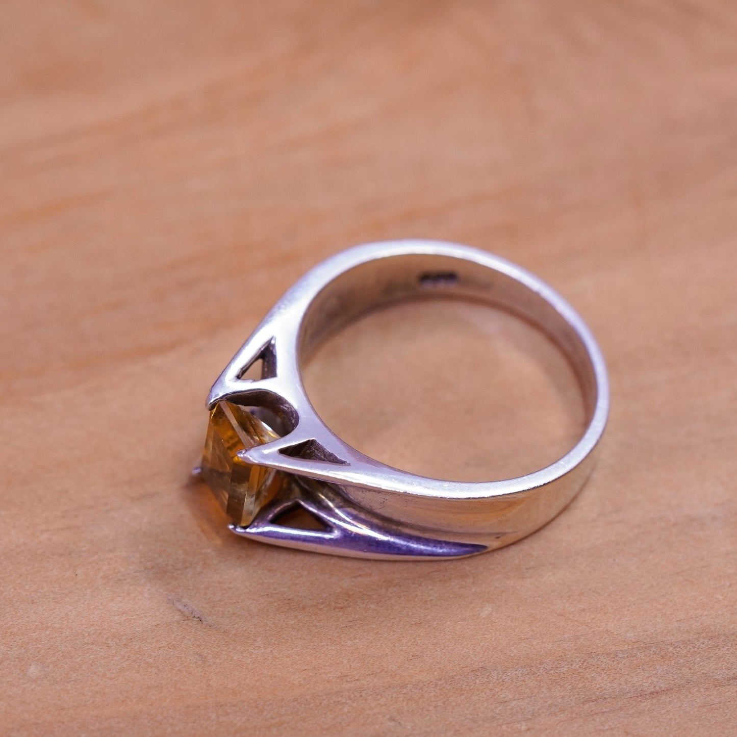 Size 7, vintage Sterling 925 silver handmade statement ring with citrine