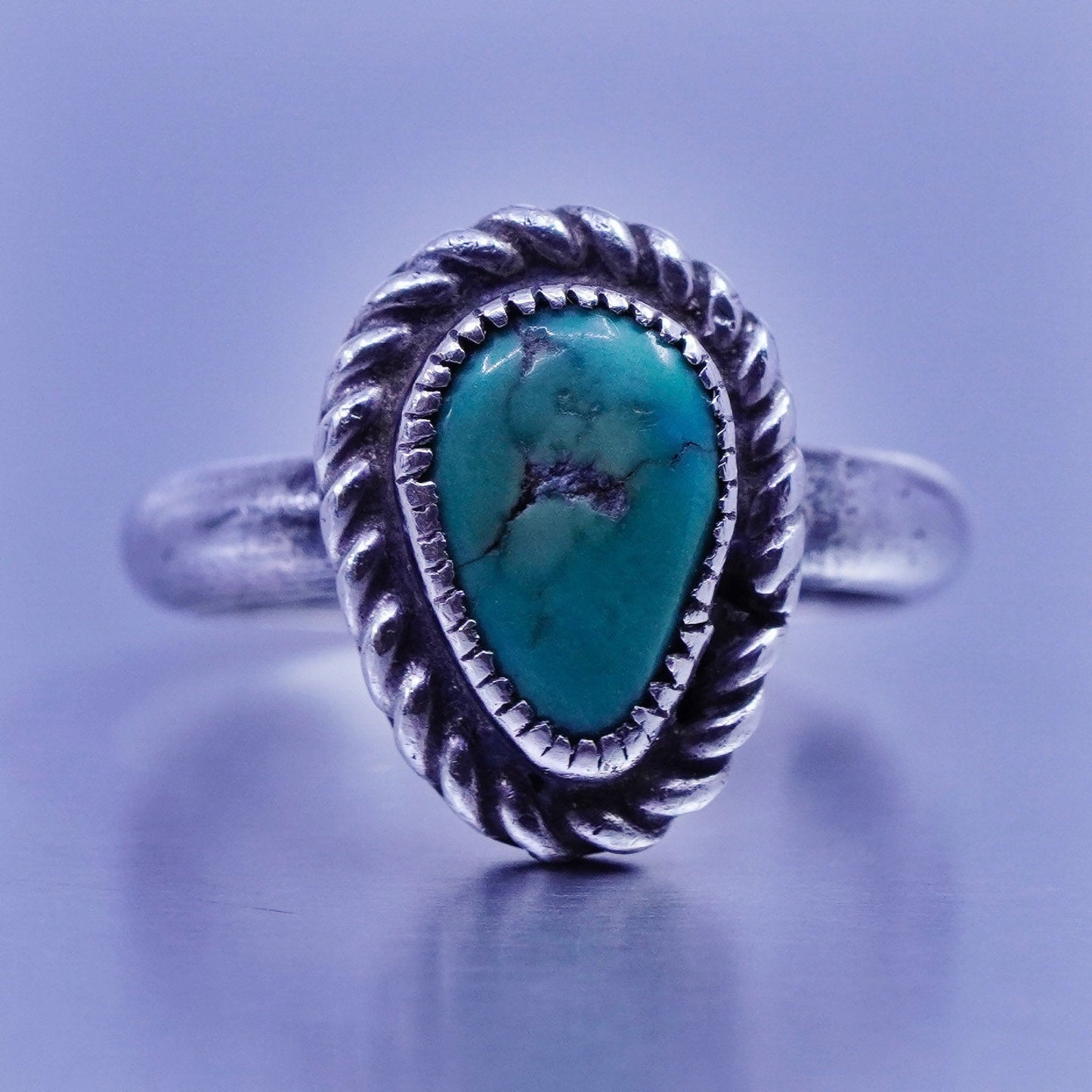 Size 3, Native American navajo Sterling 925 silver handmade ring with turquoise
