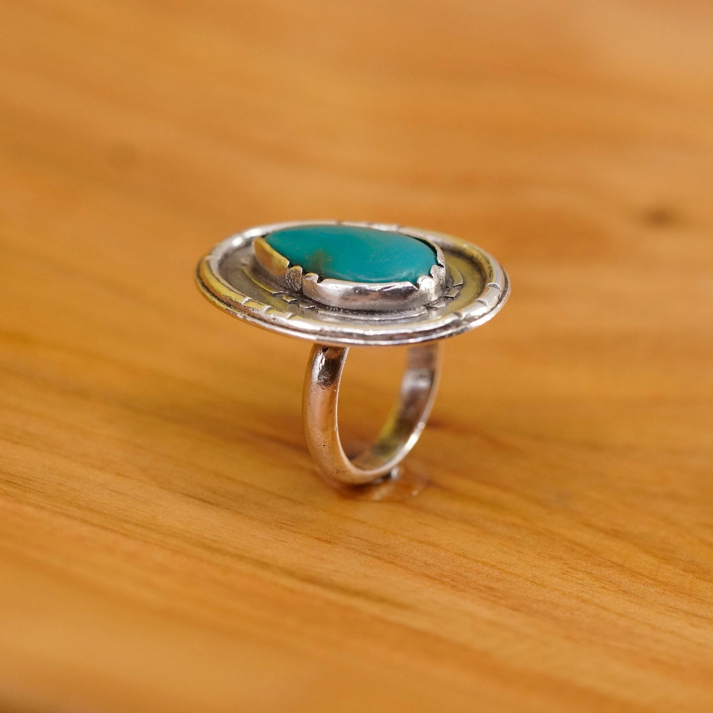 Size 4.5, vintage Sterling 925 silver handmade ring with teardrop turquoise