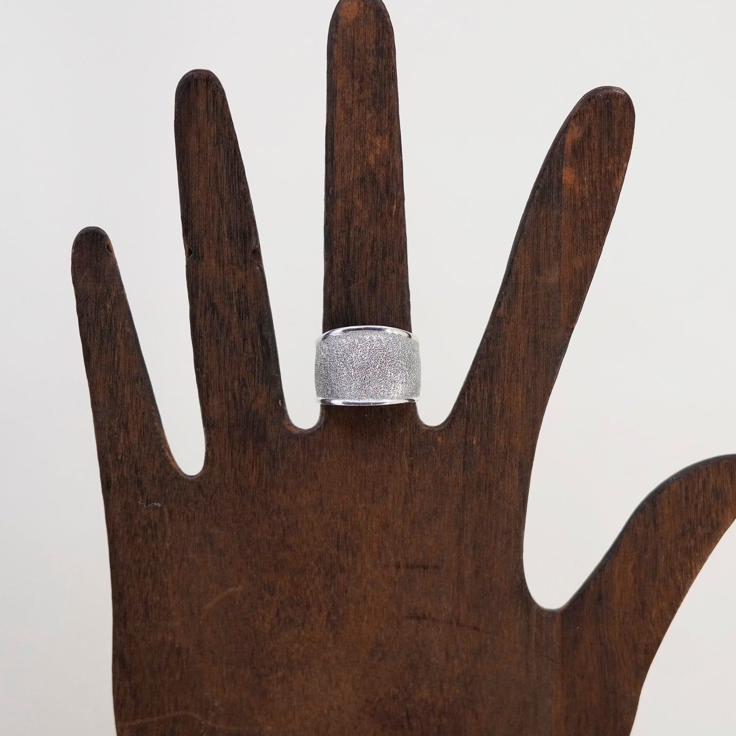 Size 6.75, VTG Sterling silver handmade ring, glittering 925 band, minimalist