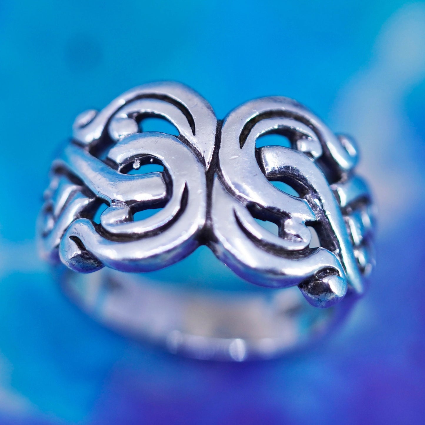 Size 7, vintage Sterling silver handmade ring, bold 925 filigree band