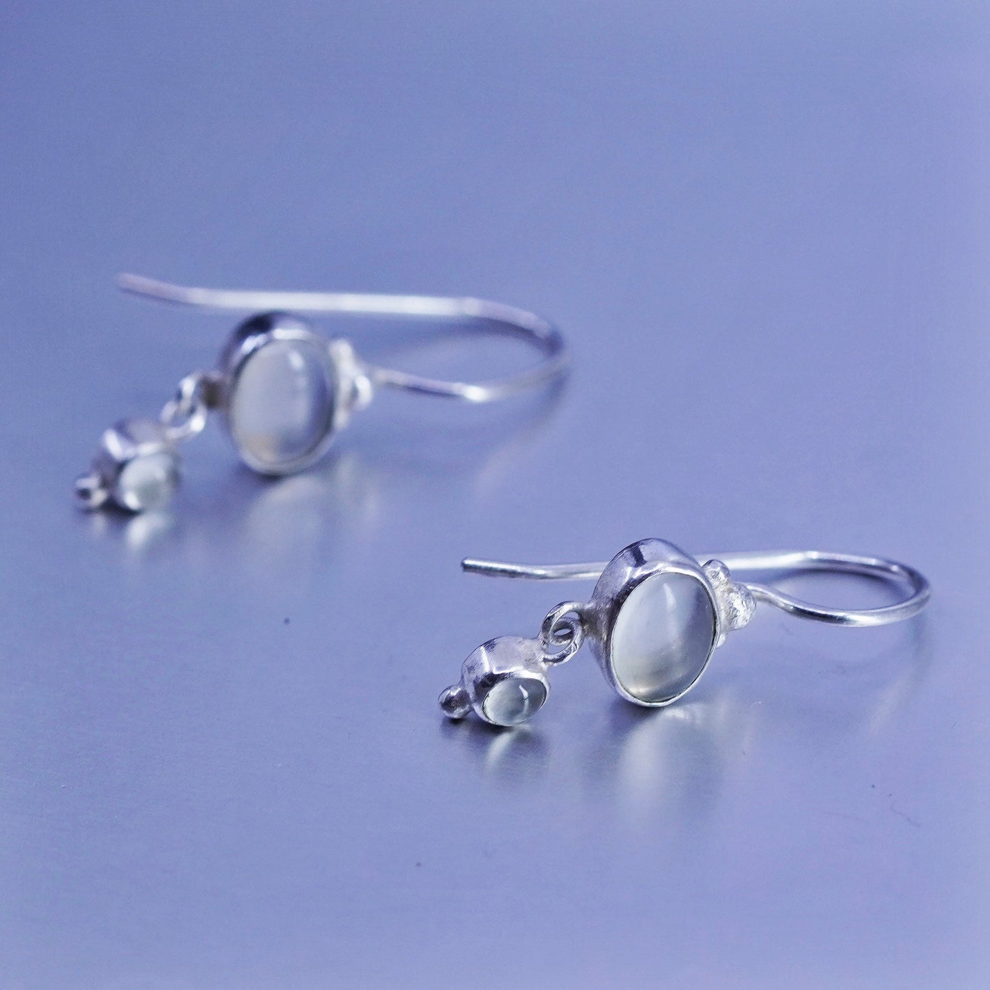 Vintage Sterling 925 silver earrings with oval clear cats eye