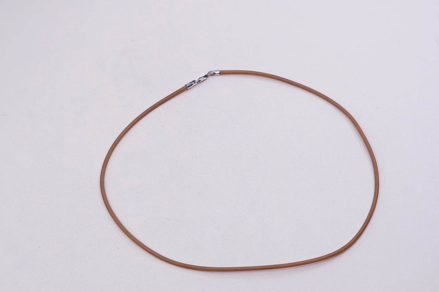 14”, Vtg Sterling 925 Silver Clasp W/ brown rubber Necklace