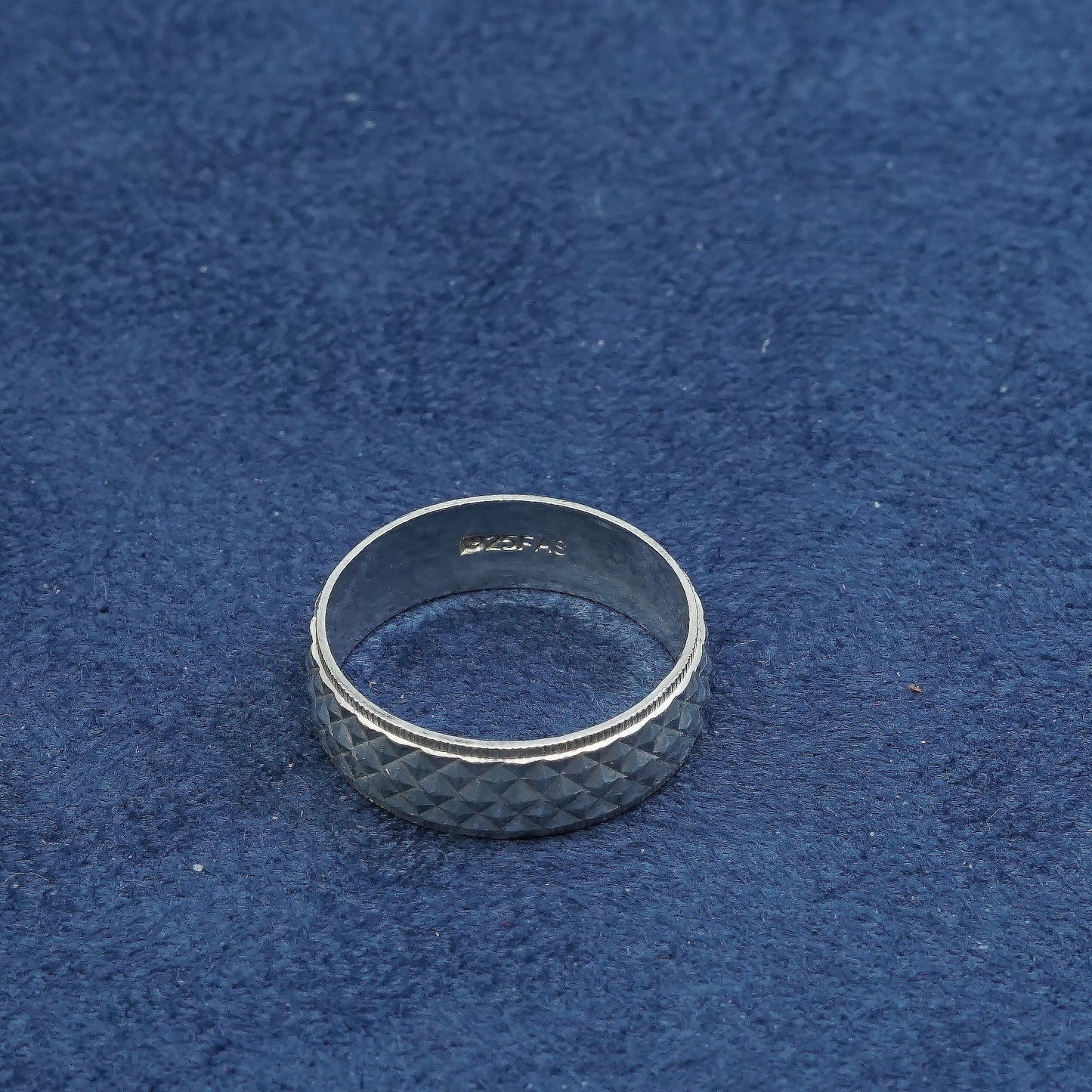 sz 7, vtg Sterling silver handmade ring, 925 band w/ diamond texture
