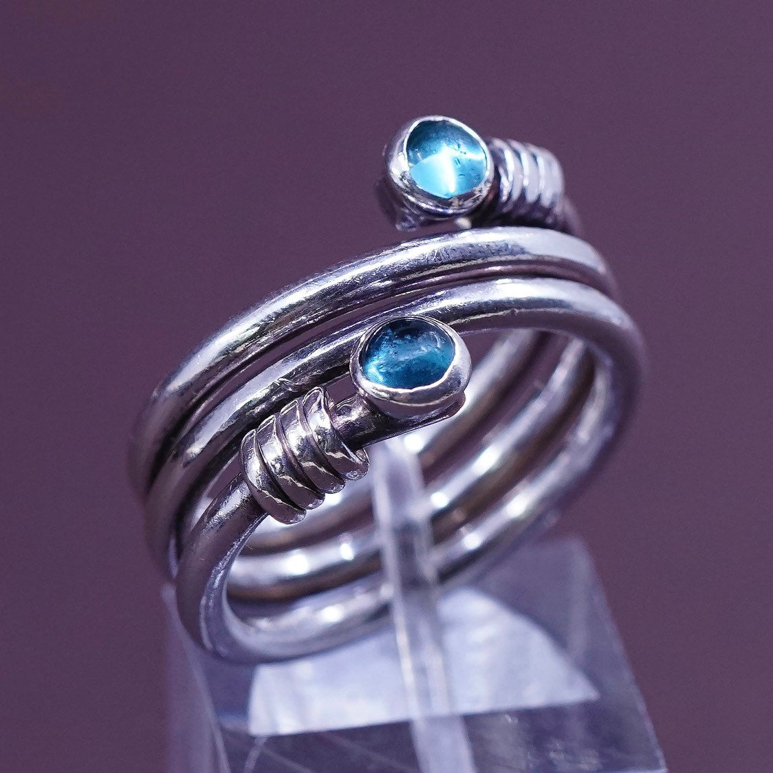 sz 7.5, vtg Sterling silver handmade ring, mexico 925 wrap band w/ blue crystal
