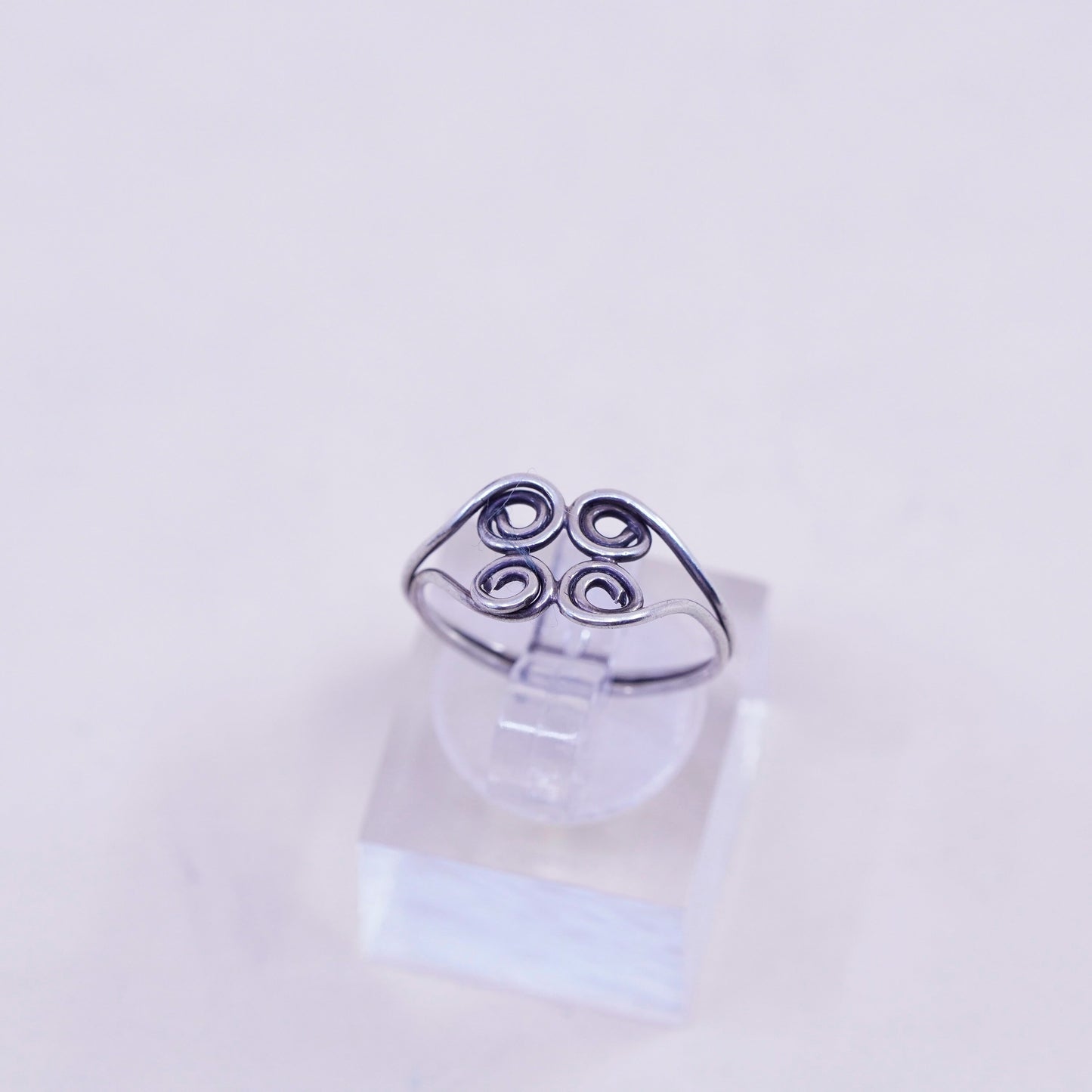 Size 5.5, vintage sterling silver handmade ring, Mexico 925 swirl pattern