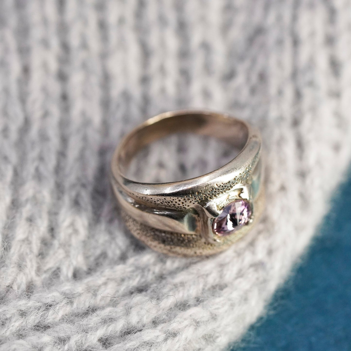 Size 5, vintage Sterling 925 silver handmade ribbed ring with amethyst
