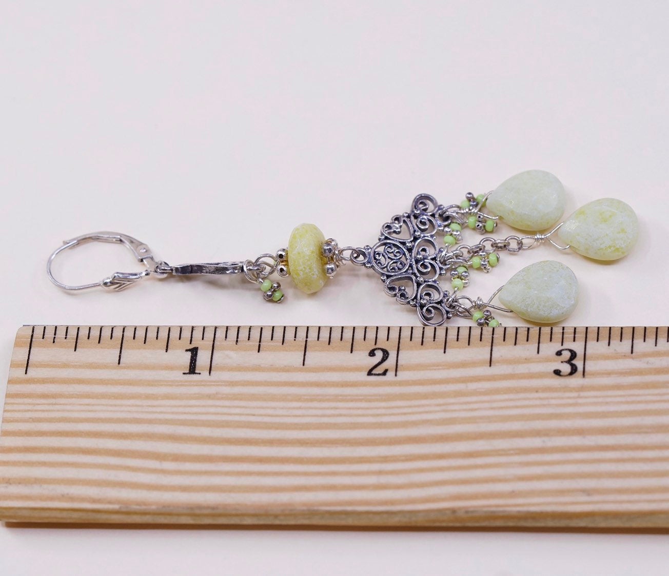 vtg Sterling silver handmade earrings, 925 hammered circle w/ teardrop jade