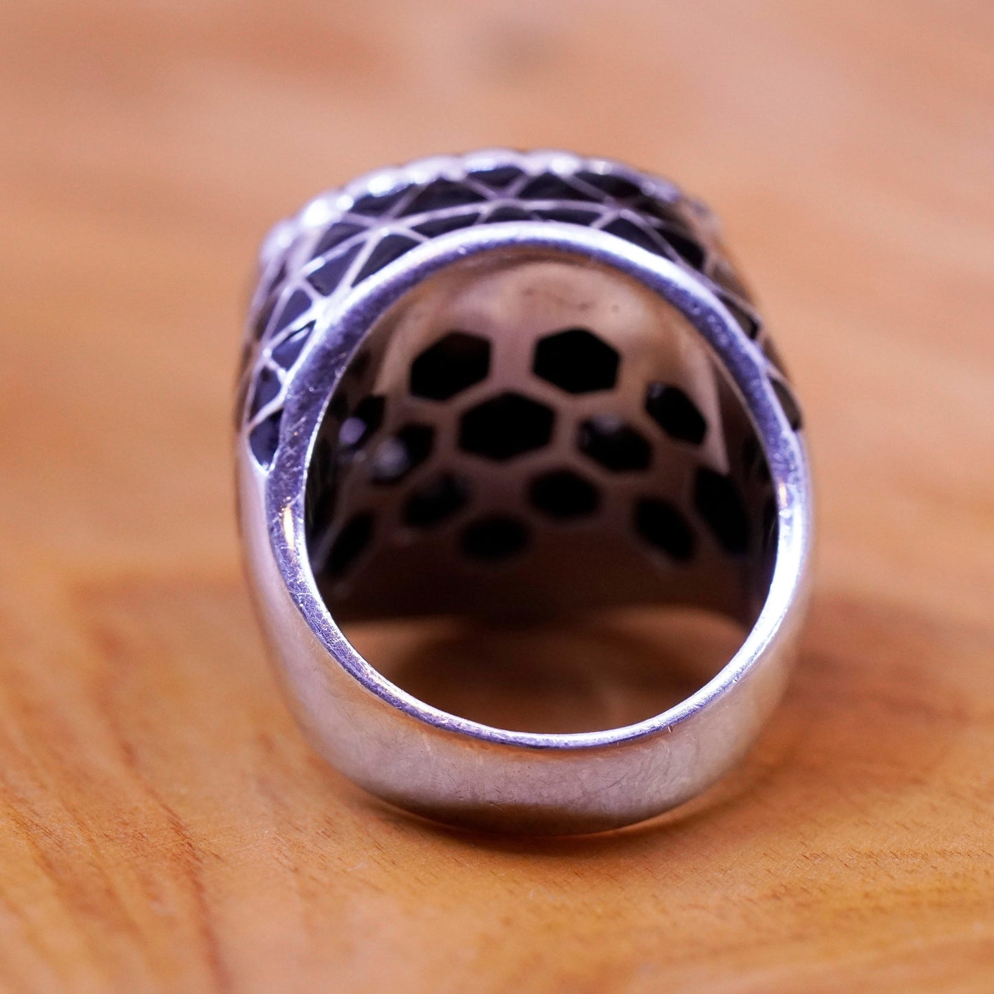 Size 8, vintage Sterling 925 silver handmade stackable ring with obsidian inlay