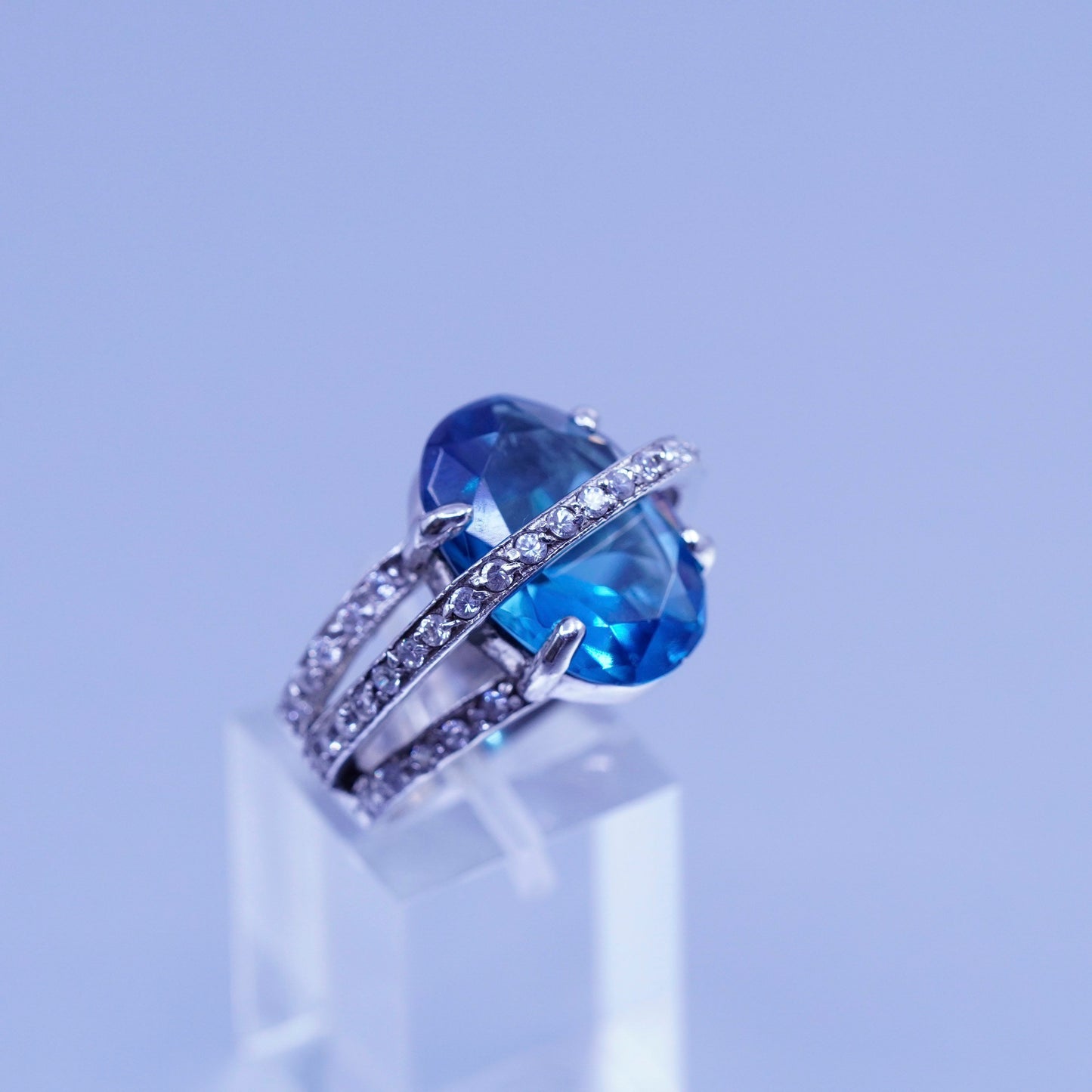 Size 6, vintage Sterling 925 silver handmade ring with topaz and cz around