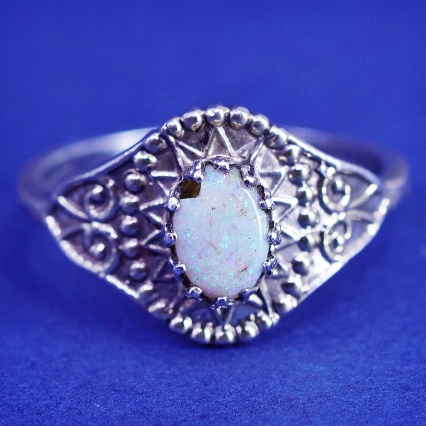 Size 7.5, Vintage Sterling 925 silver filigree handmade ring with opal