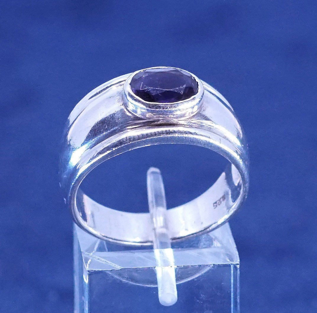 sz 9, vtg Sterling silver handmade ring, 925 w/ amethyst ring, stamped 925