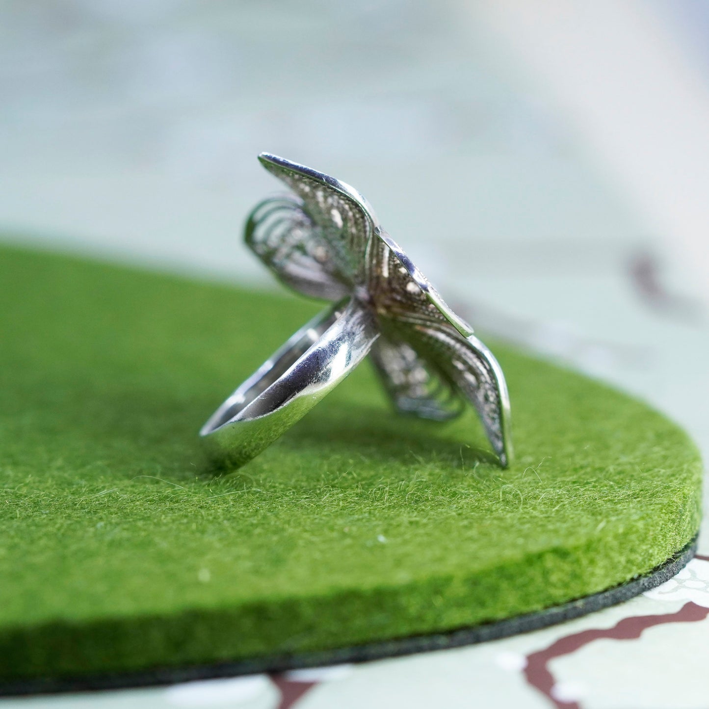 Size 8.5, vintage Sterling silver handmade ring, 925 filigree flower band