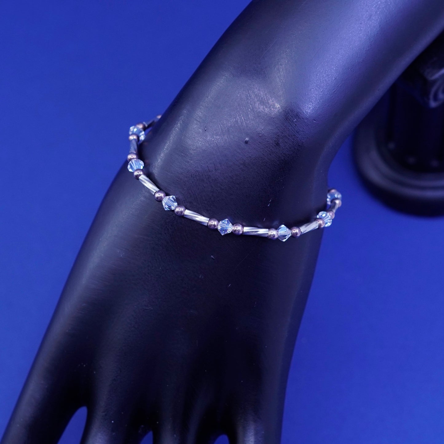 6.25”, Sterling silver handmade bracelet, 925 twisted bar w/ Swarovski crystal