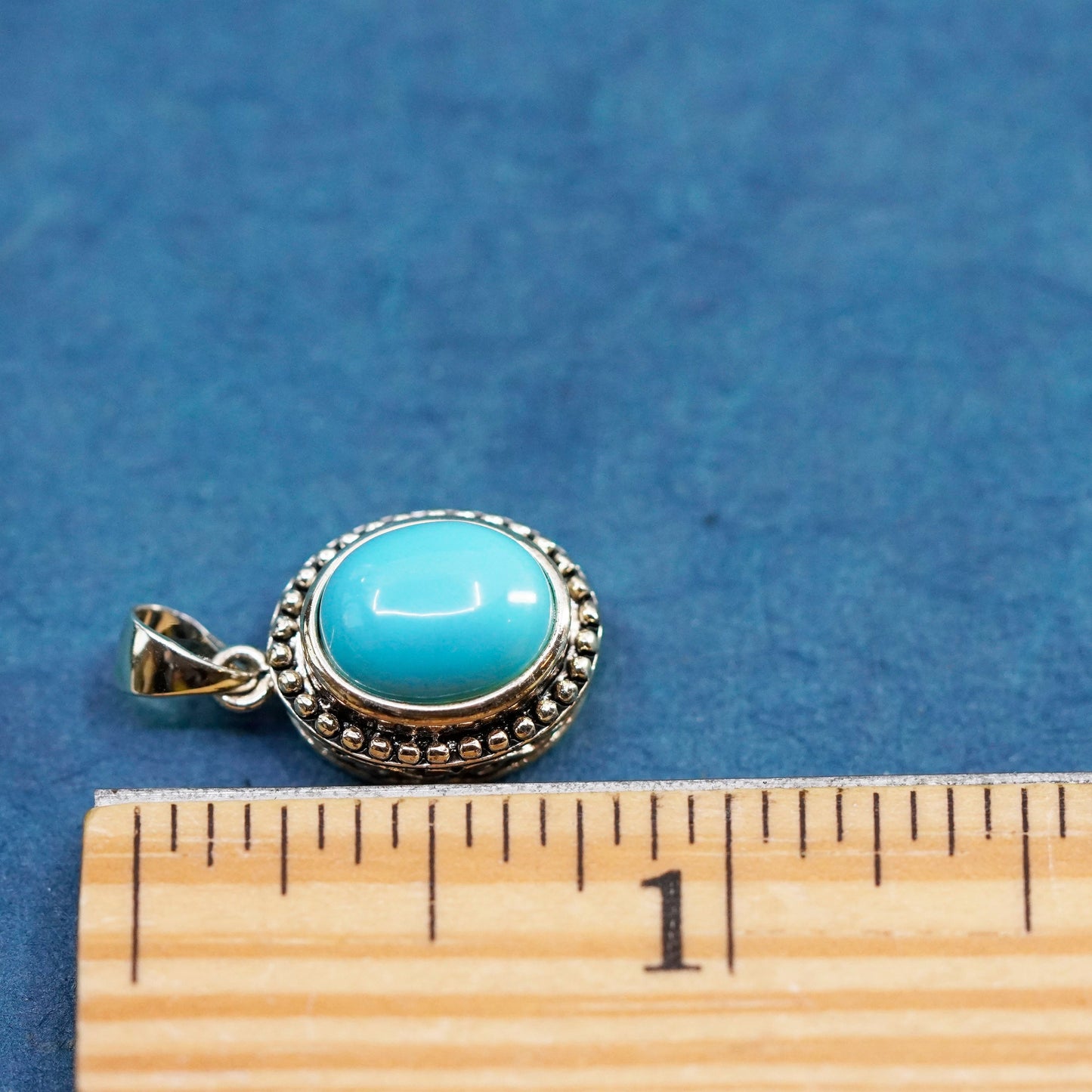 Vintage Sterling 925 silver handmade pendant with oval turquoise