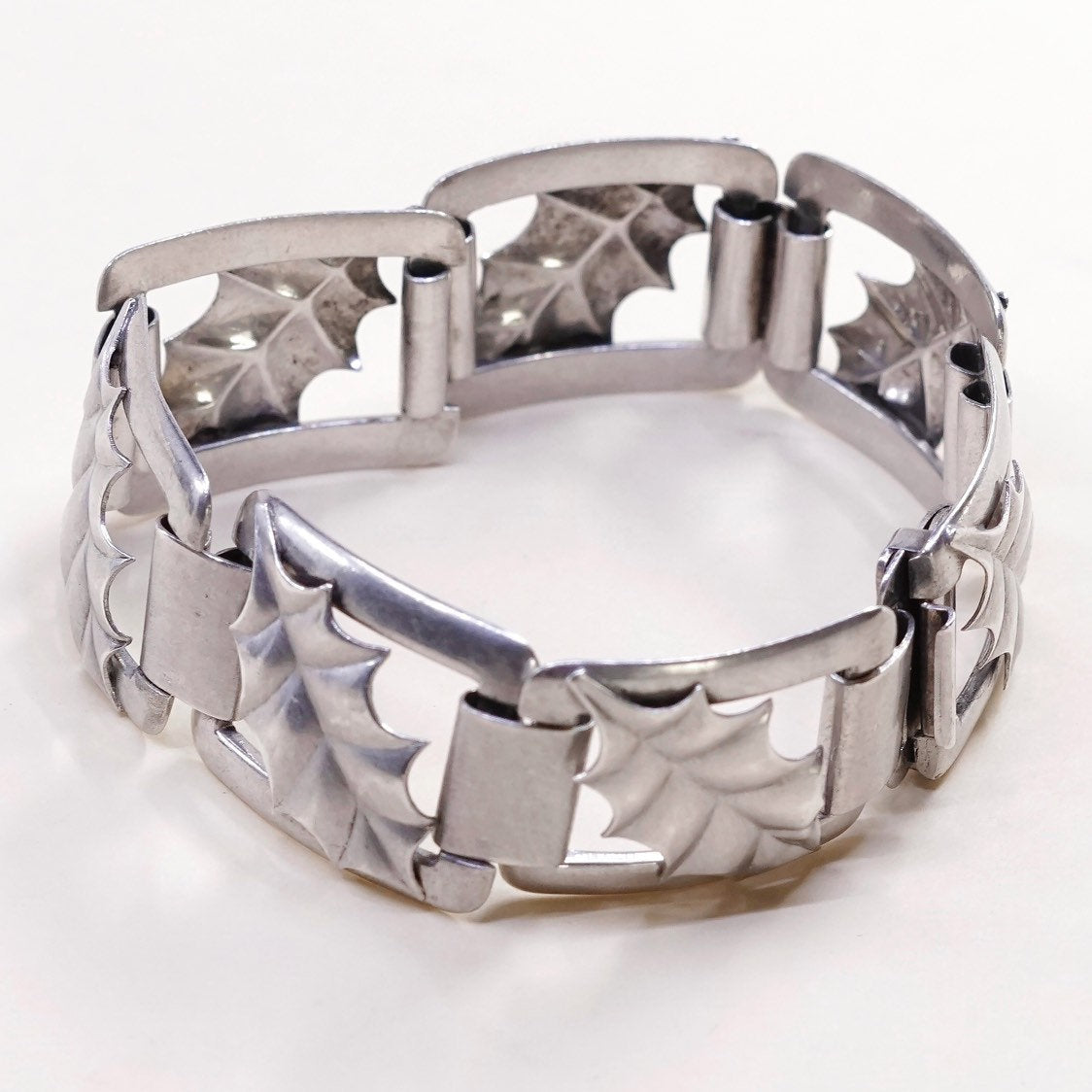 6.25", VTG sterling silver handmade tennis bracelet, 925 bracelet w/ leaves