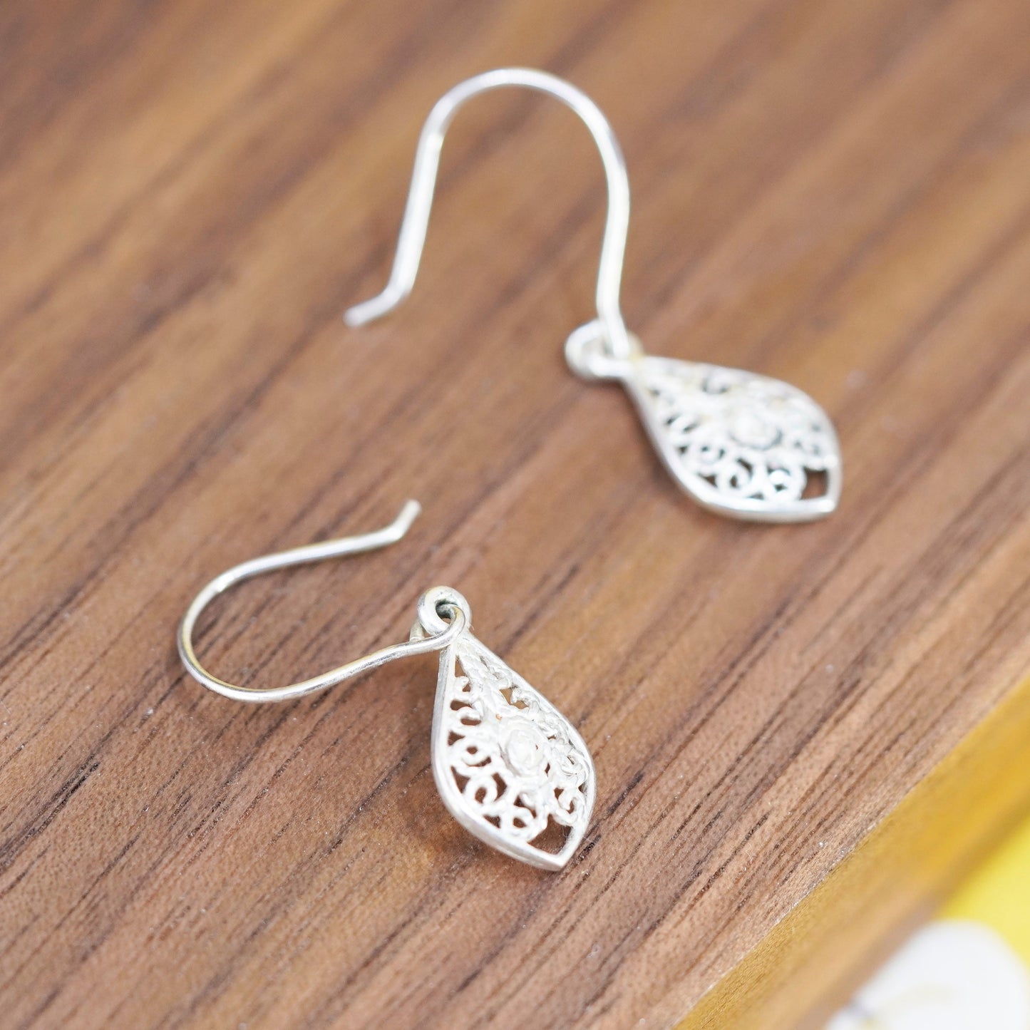 Vintage Sterling silver handmade earrings, 925 Filigree teardrop dangle