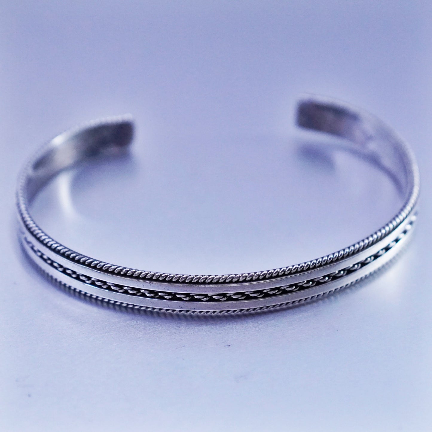7.25”, Native American Tahe Navajo Sterling 925 silver bracelet, cable cuff