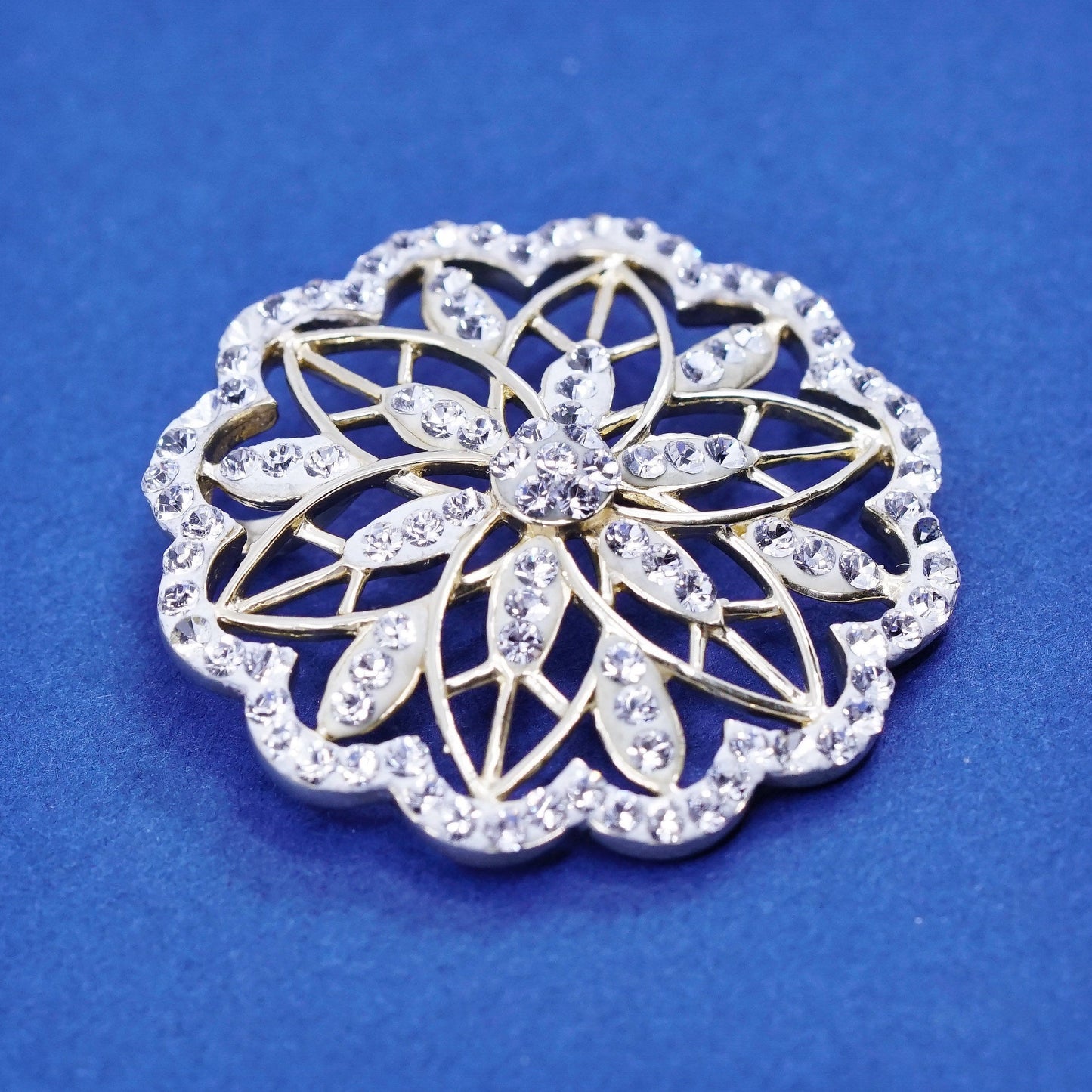 vermeil gold over Sterling silver 925 snowflake flower pendant w/ cluster Cz