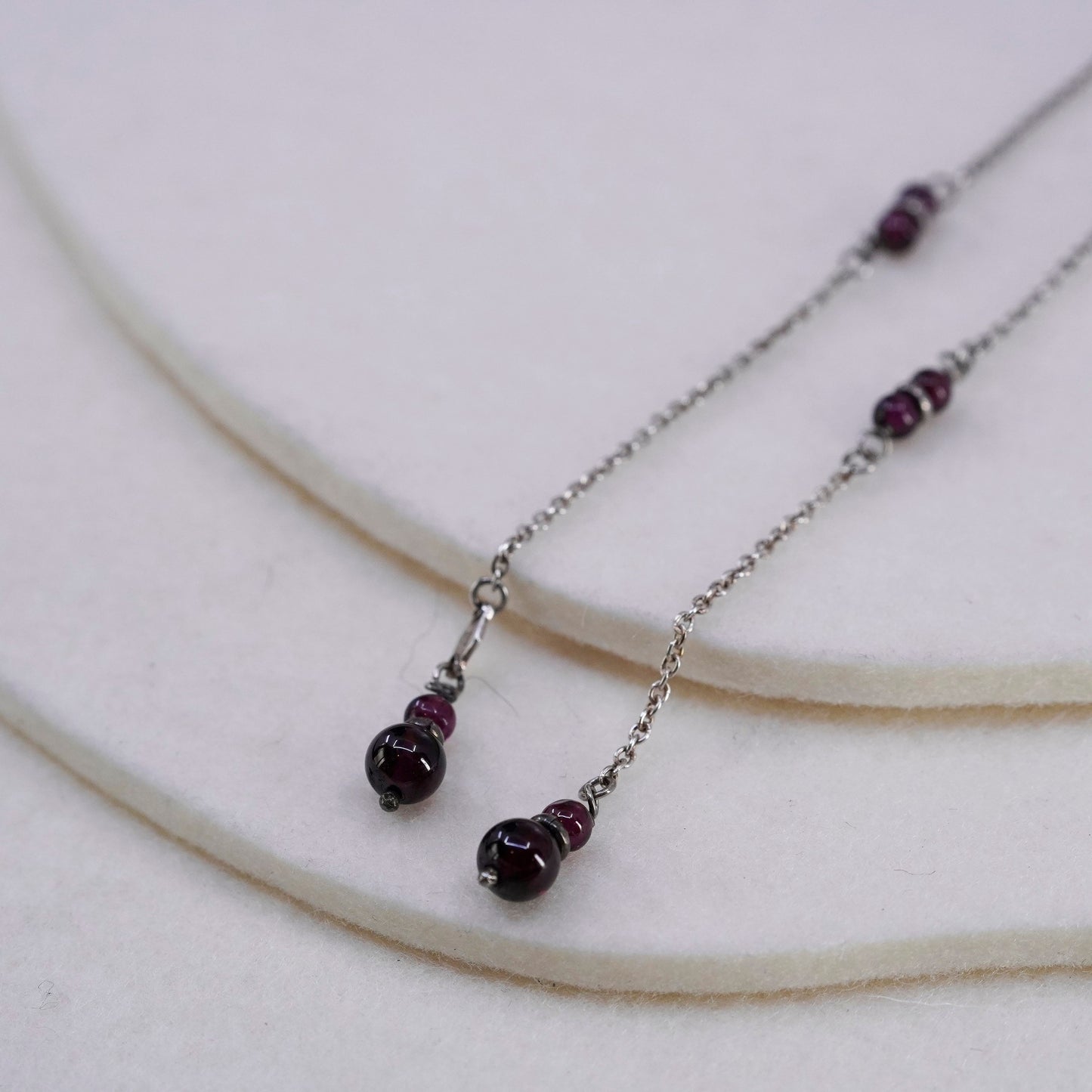 20”, vintage Sterling 925 silver handmade circle necklace with garnet beaded