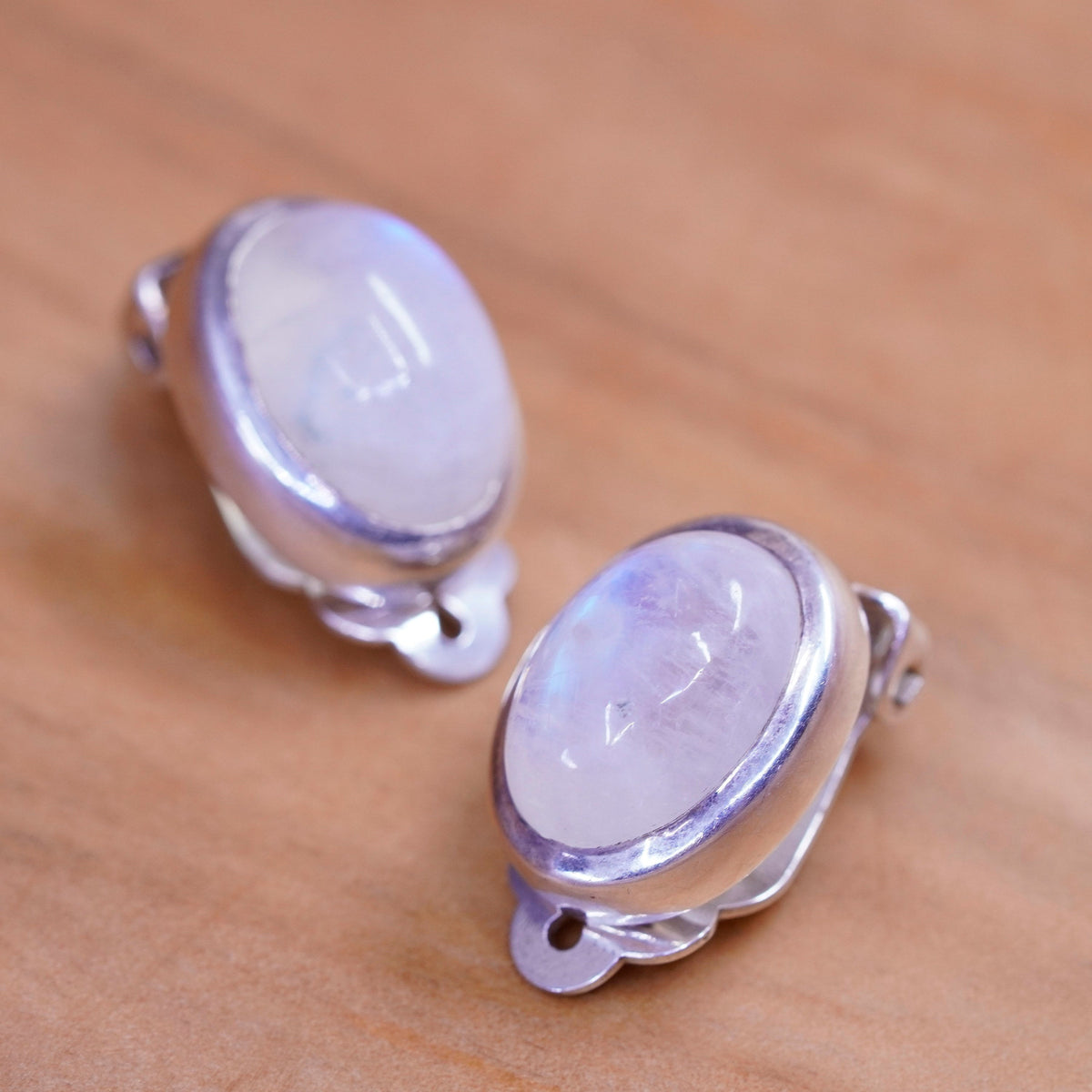 mexico Sterling silver handmade clip on, 925 modern earrings with moonstone