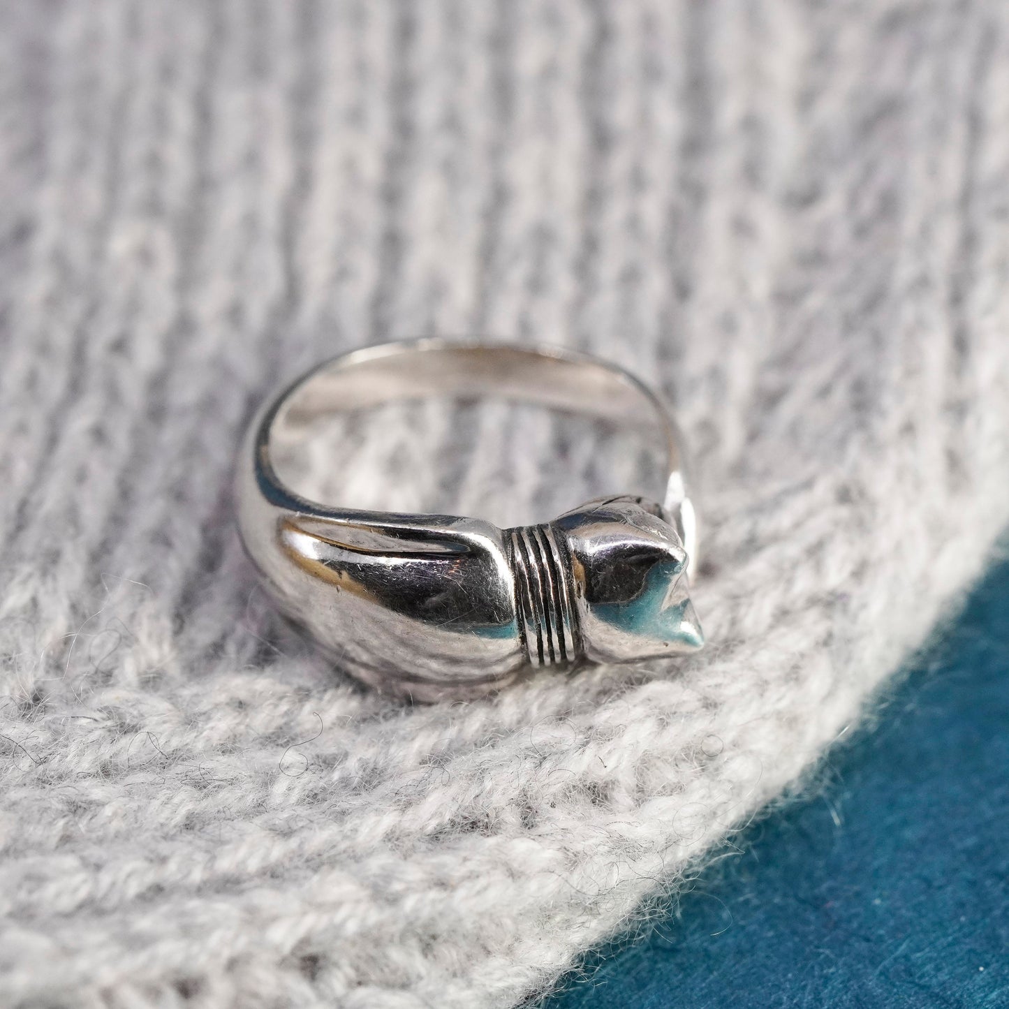 Size adjustable, Vintage Sterling Silver Handmade ring, 925 cat kitty wrap band