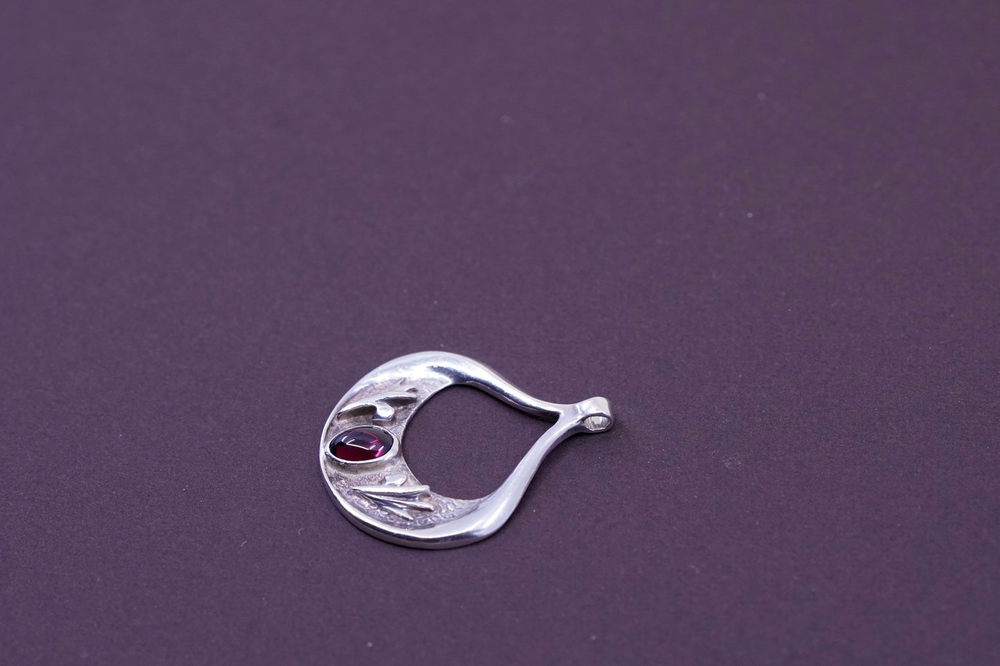 Vintage Sterling silver handmade pendant, 925 teardrop with garnet