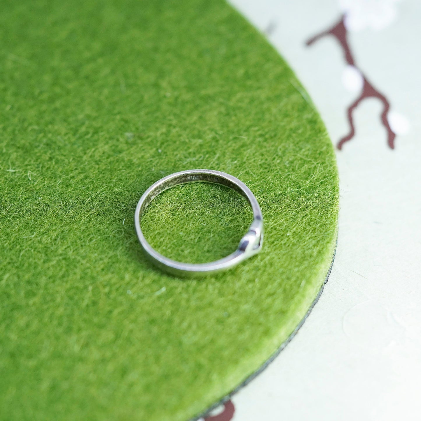 Size 7, Vintage sterling silver ring, Mexico 925 handmade stackable heart band