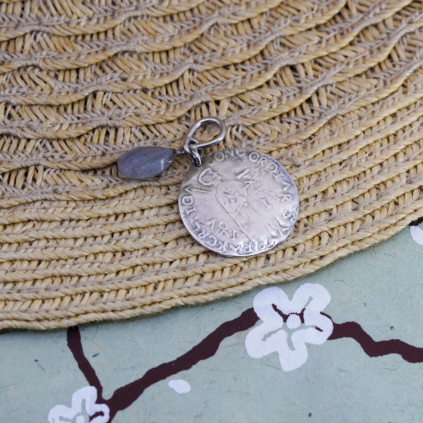 Sterling silver pendant, Greek 925 tag embossed “moord provin foeder belgad leg