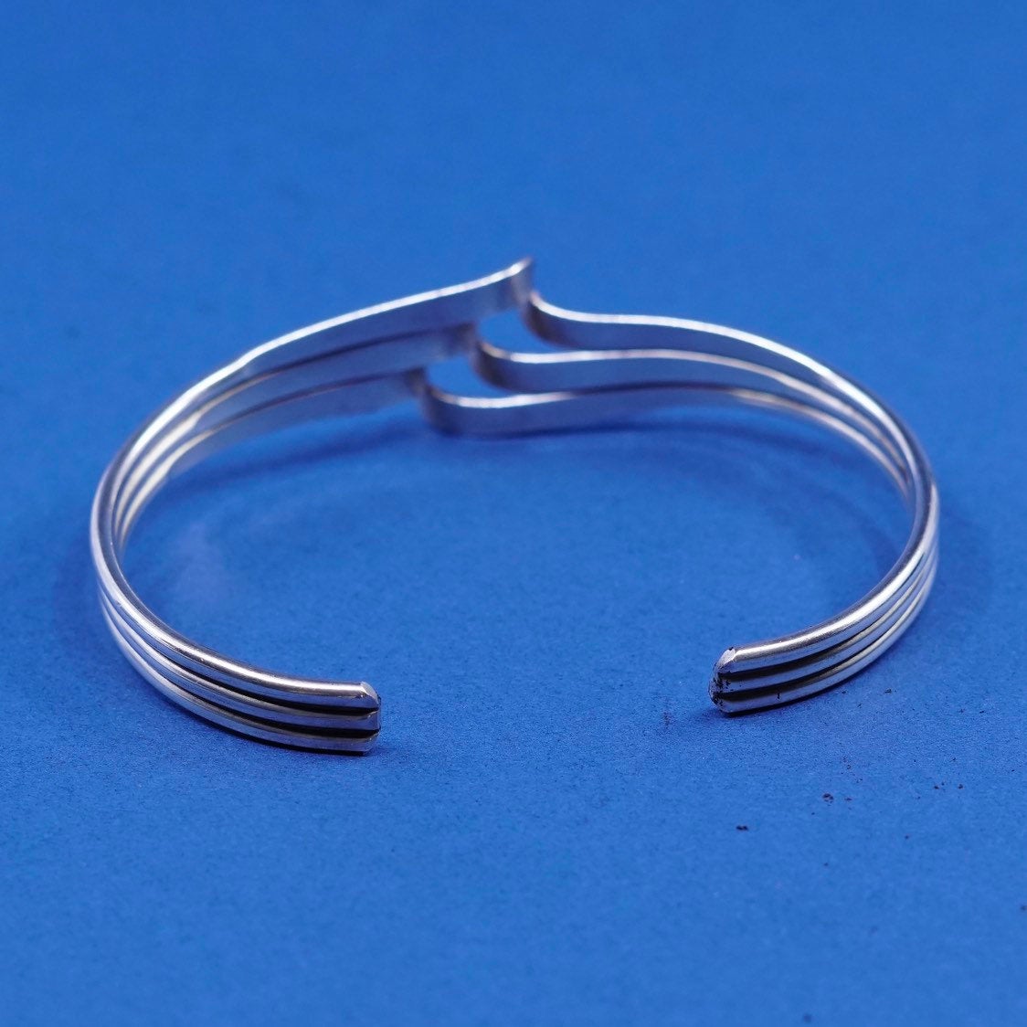 6.25", vtg Sterling silver handmade wired bracelet, 925 twisted cuff