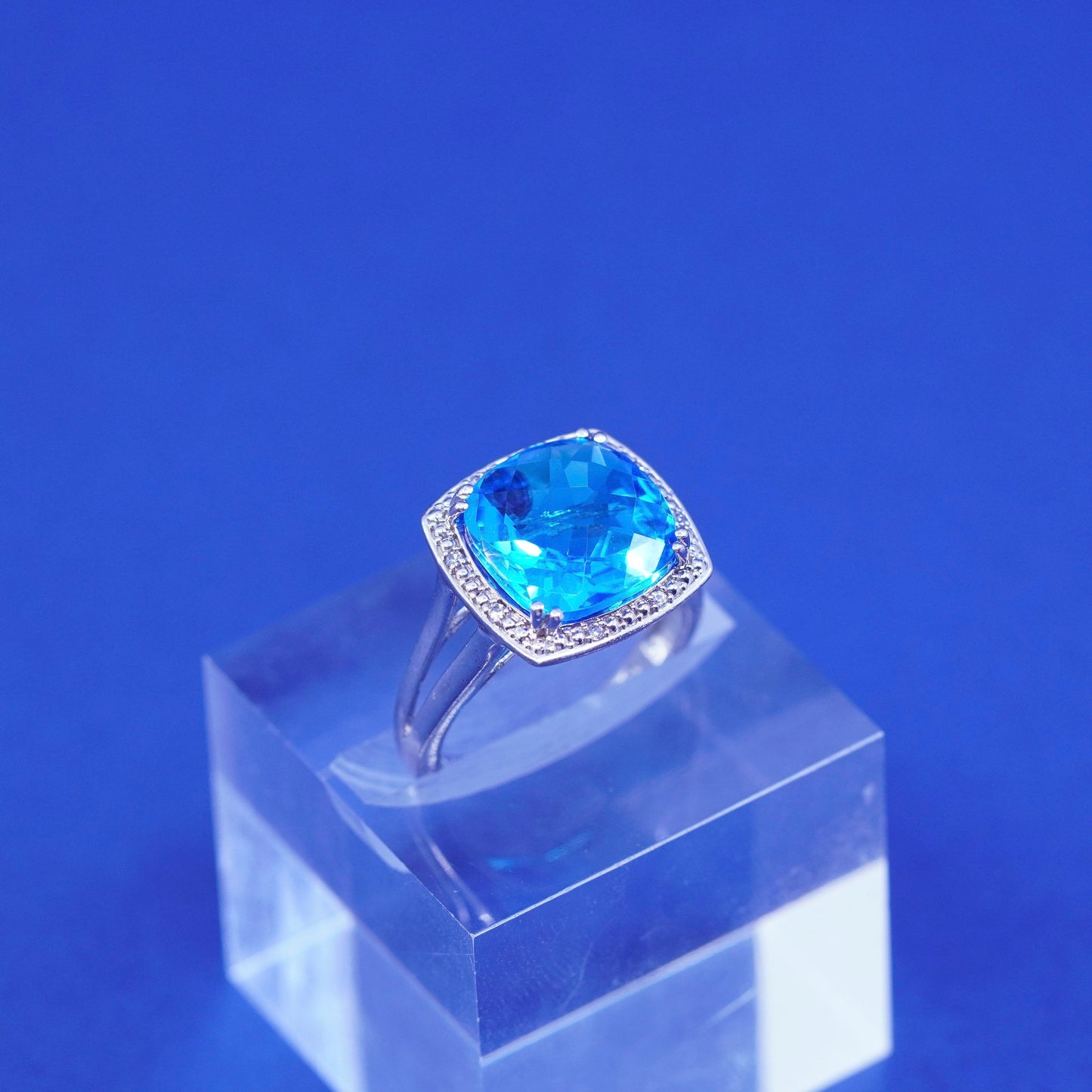 Size 6.75, vintage Sterling 925 silver handmade ring with topaz and diamond