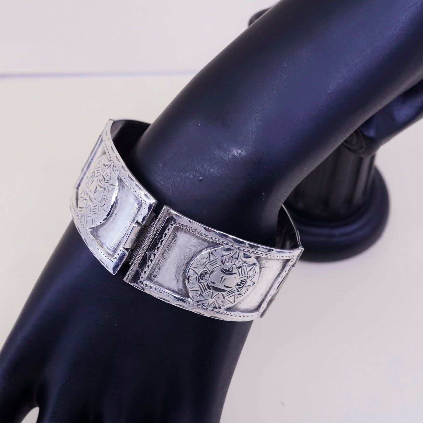 6.5”, Native American sterling silver bracelet, 925 Sundance hinged bangle