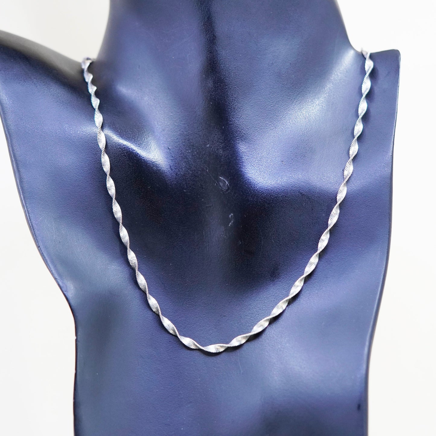 18”, 4mm, vintage Sterling silver necklace, 925 twisted herringbone chain