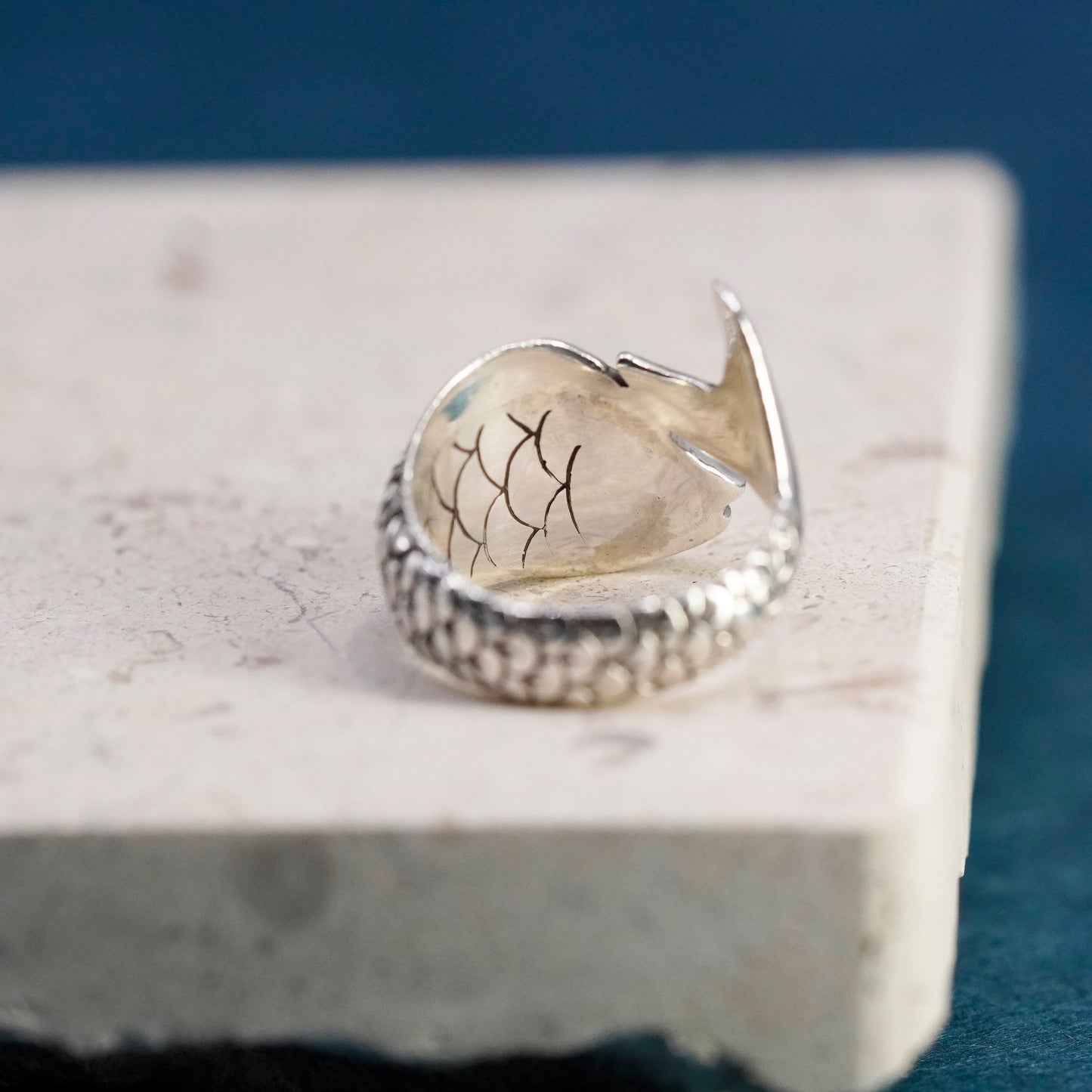 Size 7, vintage Samuel B. Sterling 925 Silver 18k Yellow Gold Fish band Ring