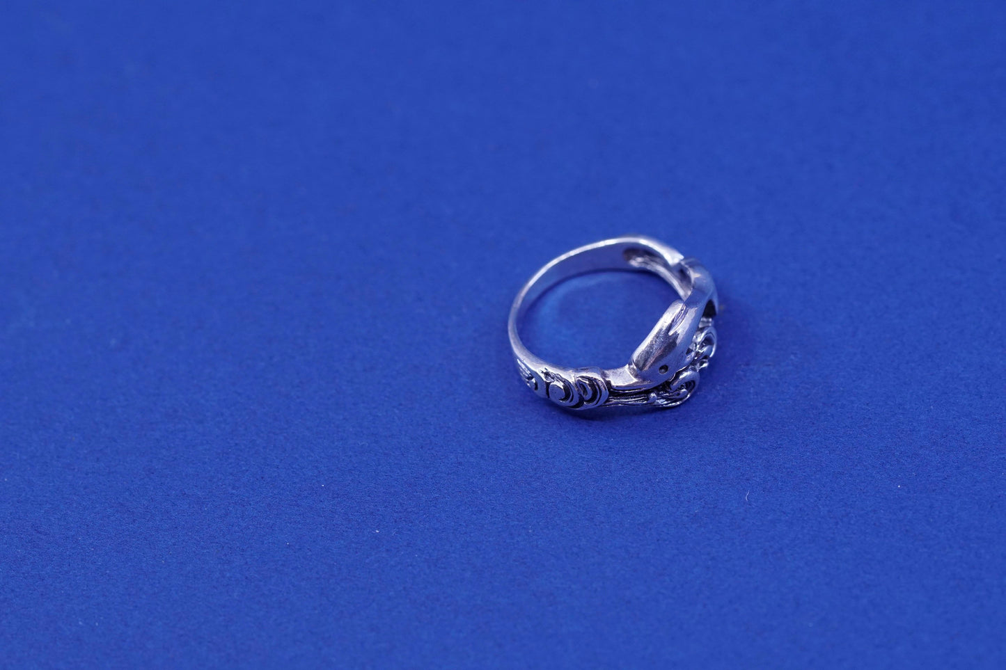 Size 6, vintage sterling silver handmade ring, 925 band with dolphin and waves