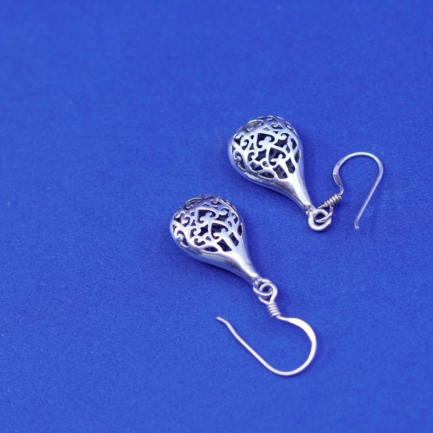Vintage sterling silver handmade earrings, 925 filigree Bali teardrop drop