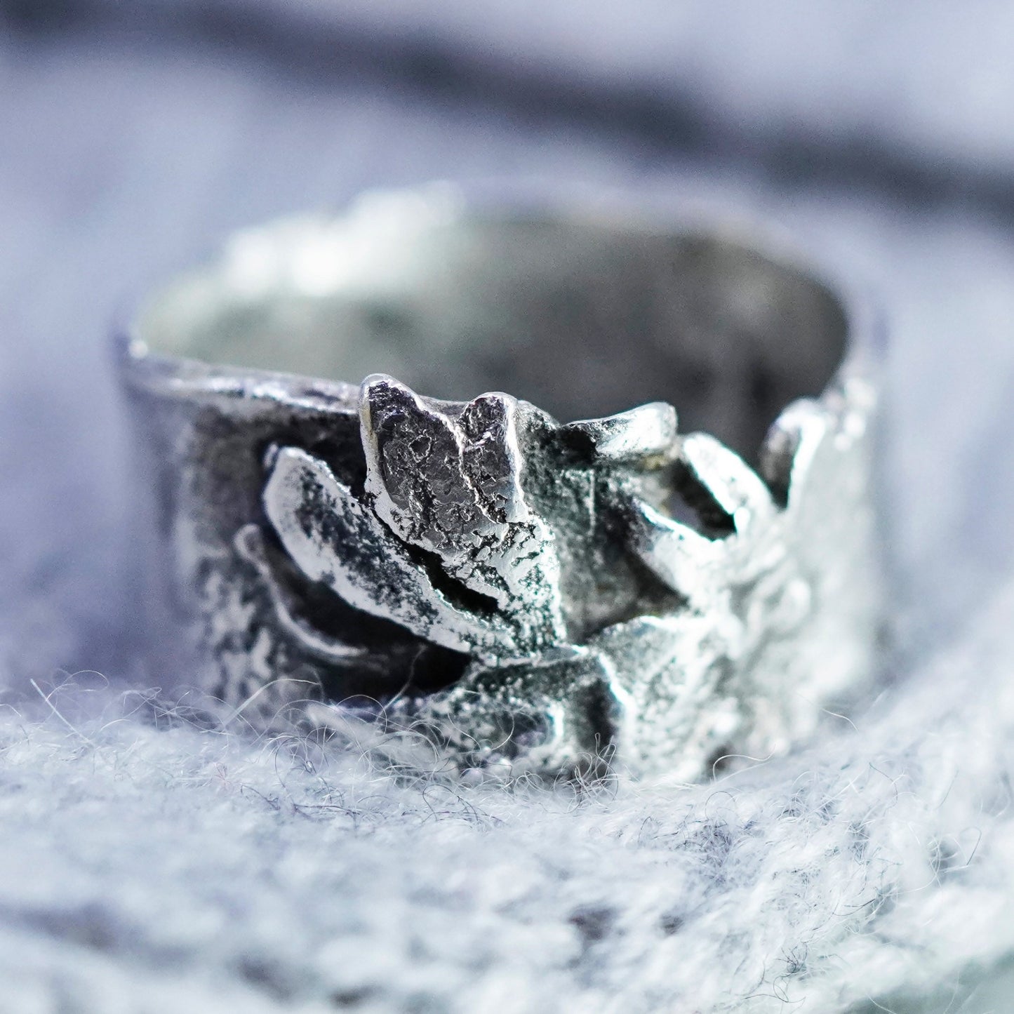 Size 11.5, southwestern free form Sterling 925 silver ring, wide leafy band
