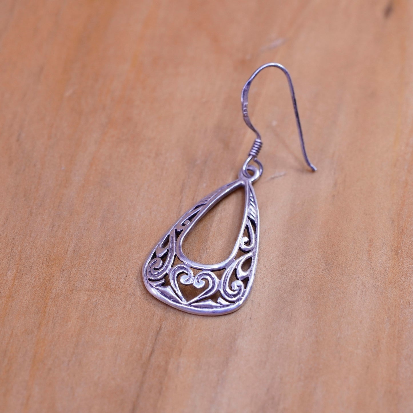 Vintage Sterling silver handmade earrings, filigree 925 teardrops