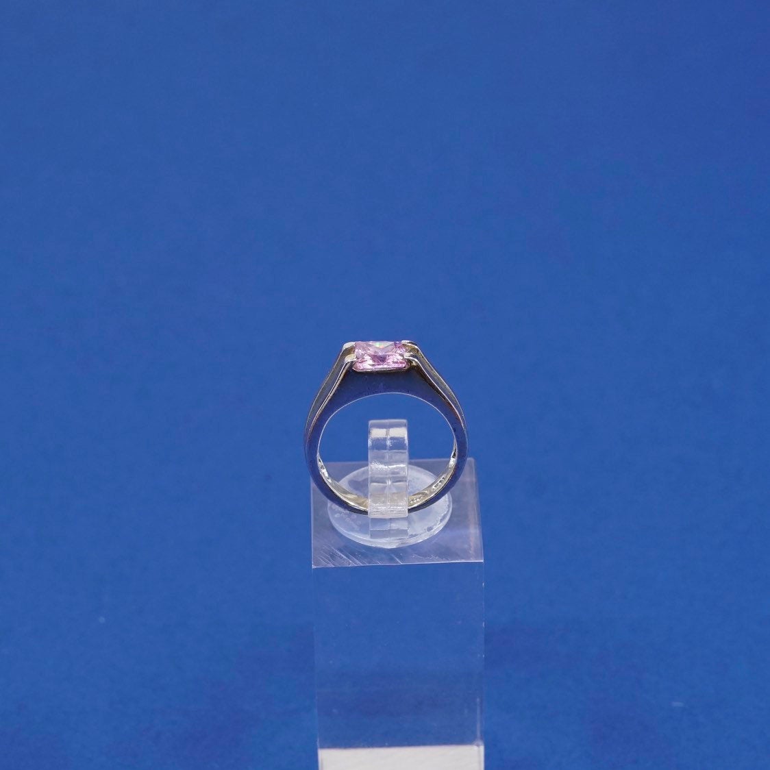 Size 6, vtg Sterling silver handmade ring, 925 wiw/th pink crystal