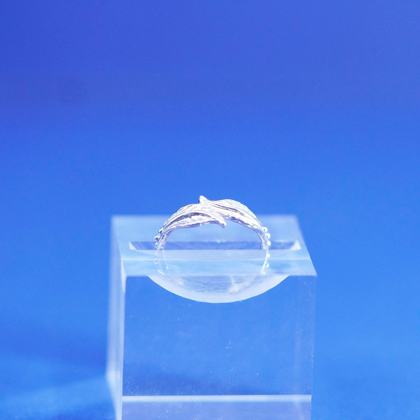 Size 4.5, vintage Sterling silver handmade ring, 925 feather open band