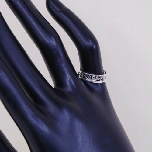 Size 4, Vtg Sterling Silver Handmade Ring Silver Band w/ Swirl, Stamped 925