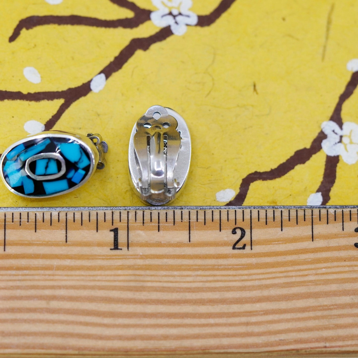 Vintage Mexico Sterling silver handmade earrings, oval 925 clip on w/ turquoise