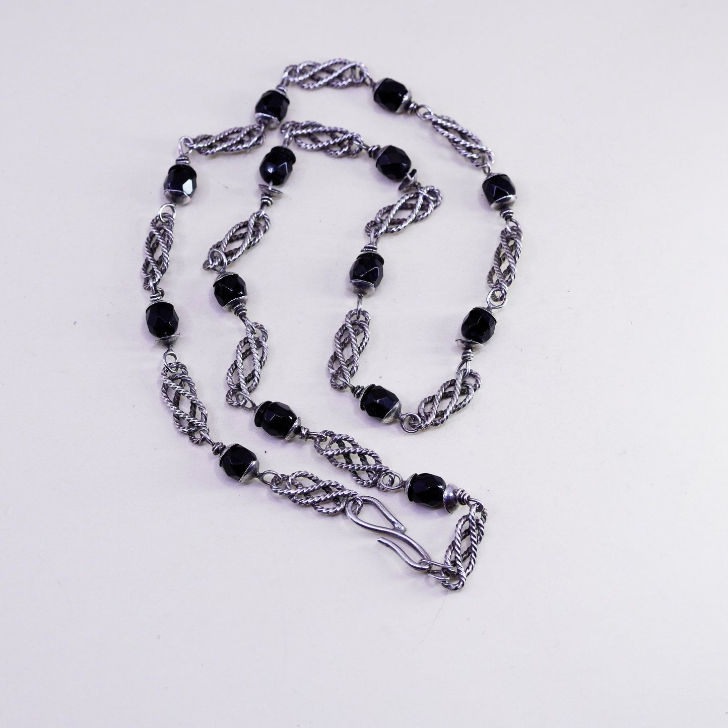 20”, Vintage onyx bead with sterling 925 silver entwined link chain necklace