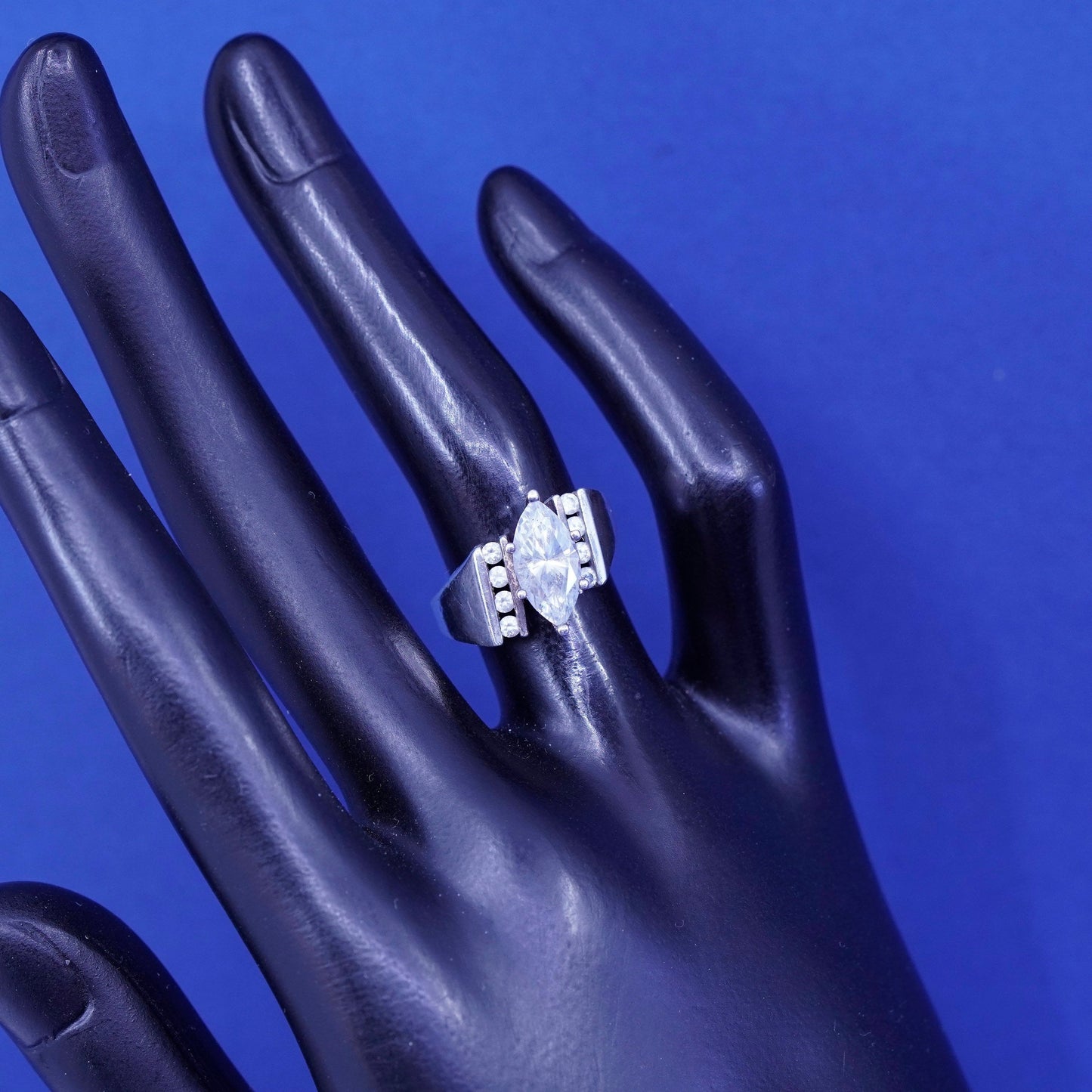 Size 5, Vintage Sterling 925 silver engagement ring with Cz