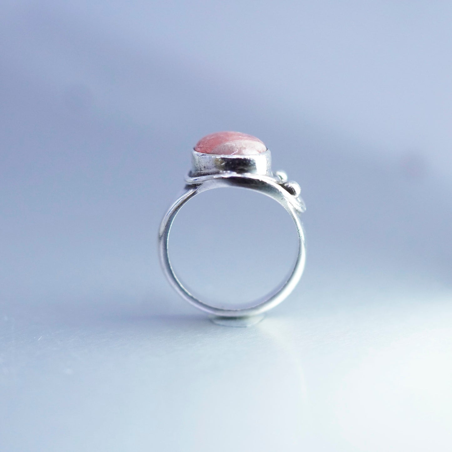 Size 8.5, vintage Sajen Sterling 925 silver handmade ring w/ pink Rhodochrosite